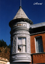 the Rossi building (1890)